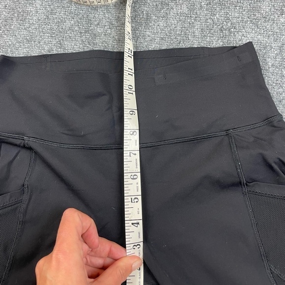 LULULEMON Women’s Black Cropped Mesh sides Leggings Size: 8 - Picture 11 of 11
